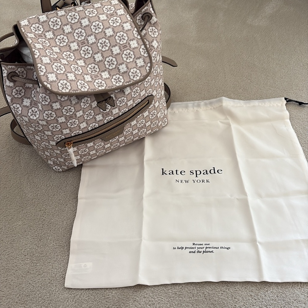 NWT Kate Spade Tan and Cream Backpack with Designer Print - Picture 9 of 10